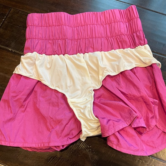 Free people movement shorts- NWT pink XS - Picture 5 of 5